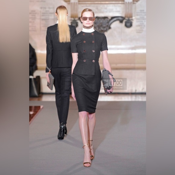 Cedric Charlier wool herringbone dress. Color is charcoal grey. Size 2. - Picture 6 of 10